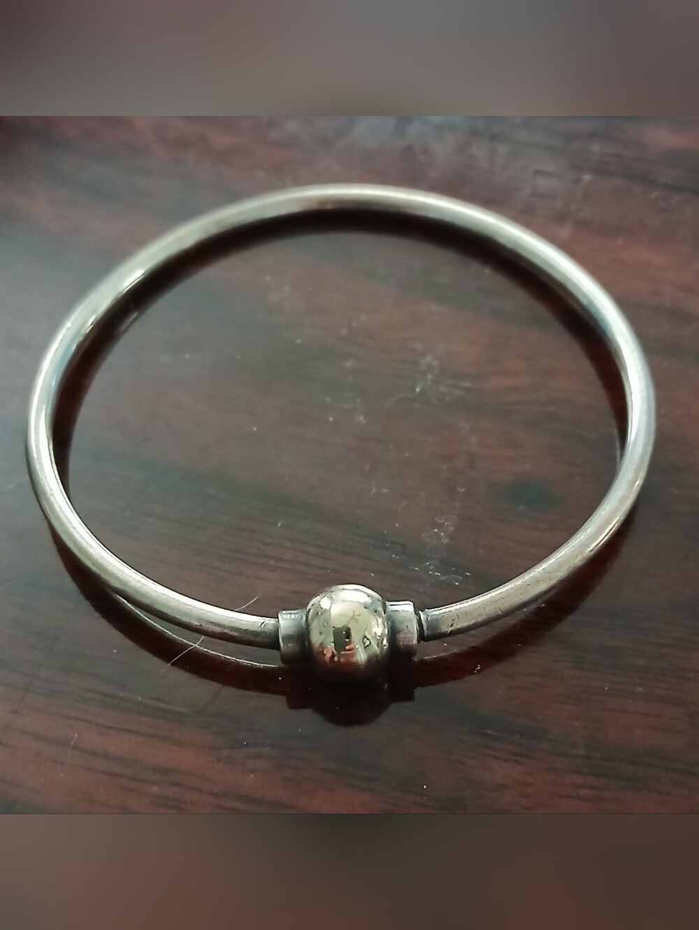 ✨ Two-Tone Single Ball Bangle Bracelet (Cape Cod Style) ✨ - Picture 4 of 9